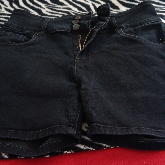 Black Denim Women's Shorts - Picture 1 of 8